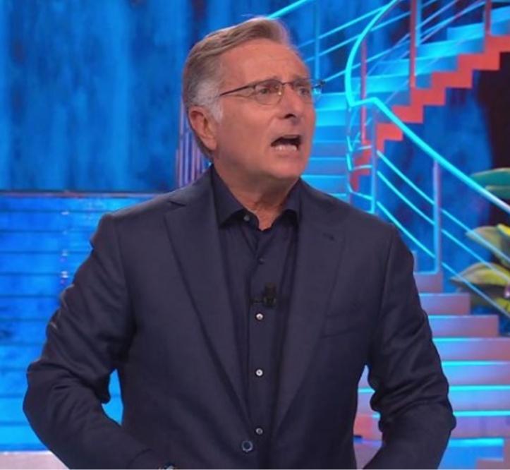‘QUELLI CHE…’ – Bonolis ricorda Suor Paola: “Sempre in aiuto di chi ne aveva bisogno. Noi ci prendevamo in giro, anche sulla Lazio e sull’Inter” (AUDIO)