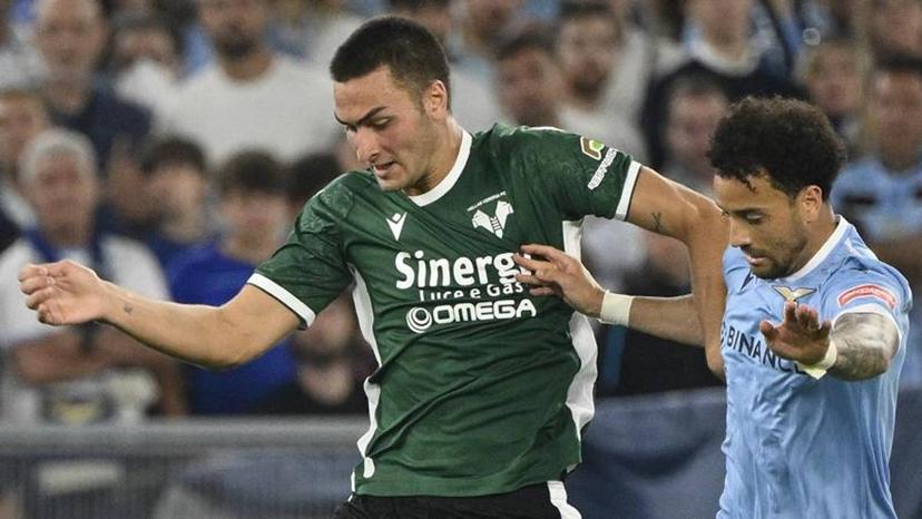 Verona, Coppola è l’ultimo gioiellino della difesa: piace a Lazio e Fiorentina