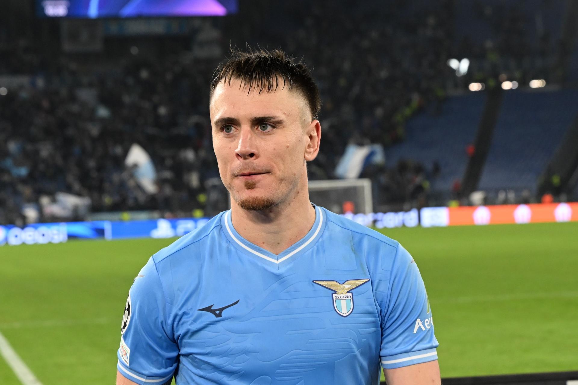 Lazio, Patric precisa: “Operazione alla caviglia dopo il consenso del club”