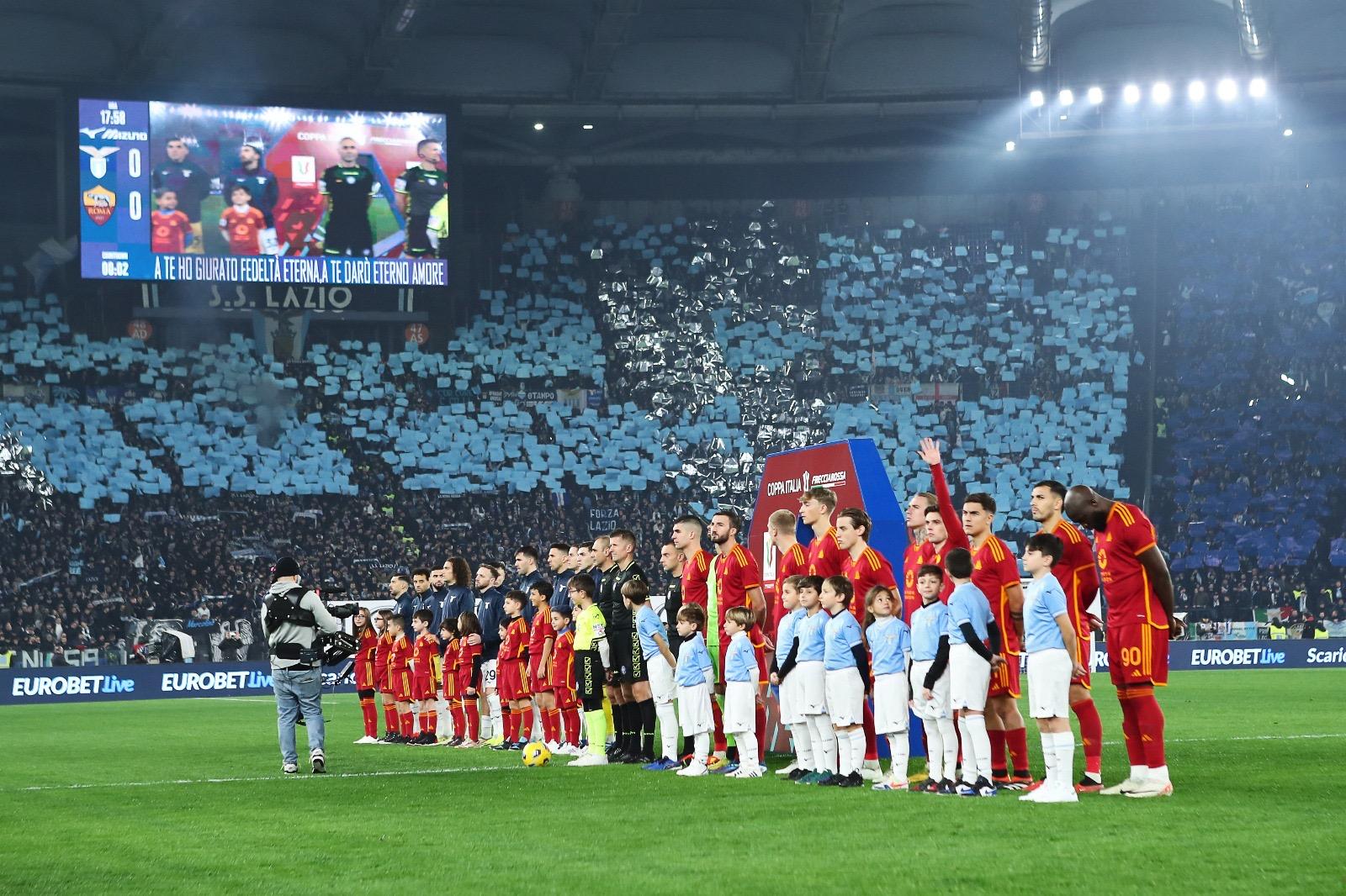 Lazio-Roma, quattro anni di Daspo al tifoso che lanciò bottiglietta a Bove