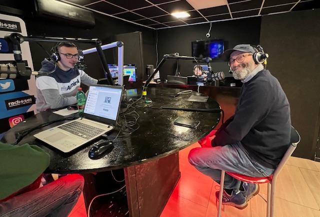 ‘QUELLI CHE…’ – In studio Cardone: “Credo ancora al sogno Champions. La Lazio pensa a Retegui…” (AUDIO)