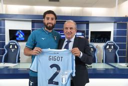 Lazio, il Paok vuole Gigot: sul francese anche club arabi e dal Qatar