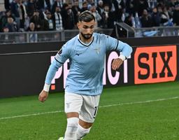 Lazio, doppio stop Taty: Ko in ritiro e ‘no’ del club al Flamengo