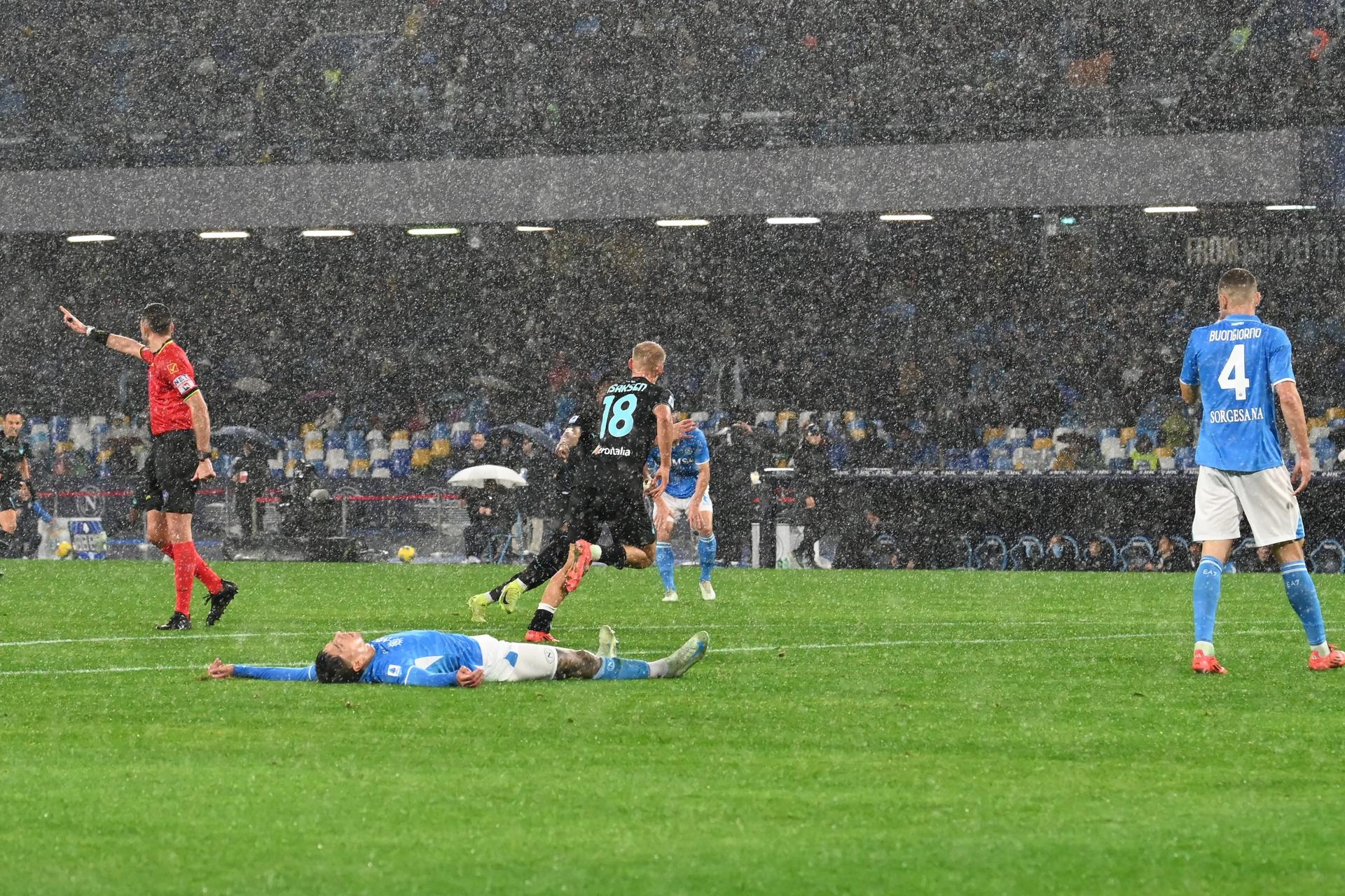 Napoli-Lazio, azzurri imbattuti in casa dal gol di Isaksen. Capitolini reduci dal tris di vittorie al Maradona…