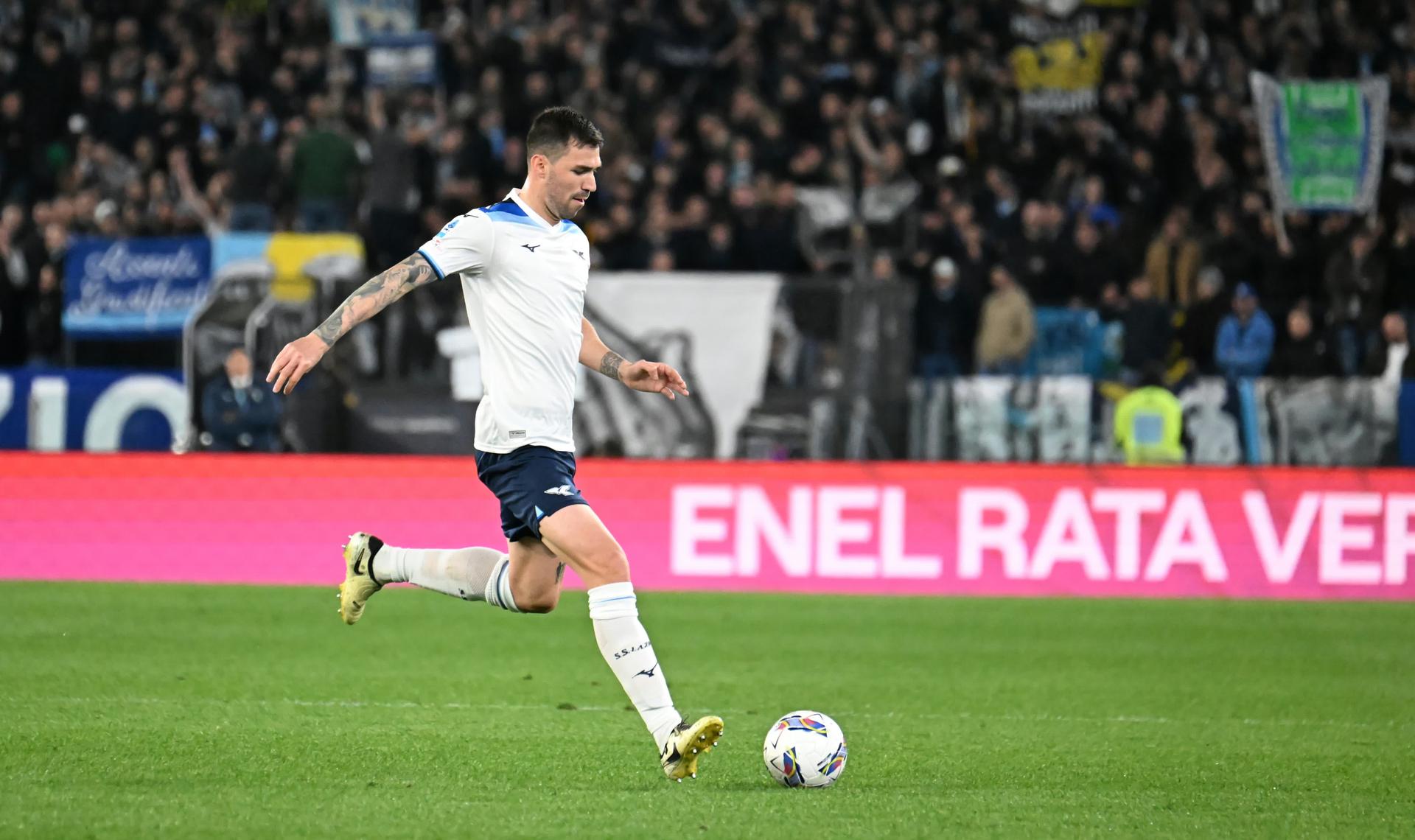 Lazio, intervento di tonsillectomia per Romagnoli: la nota del club