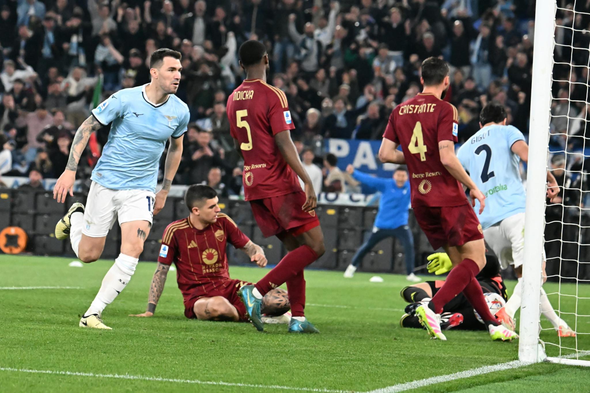 ‘NMM’ – ‘Cardomercato’: “Rinnovi Lazio, passi avanti per Romagnoli e Pedro, Vecino verso l’addio” (AUDIO)