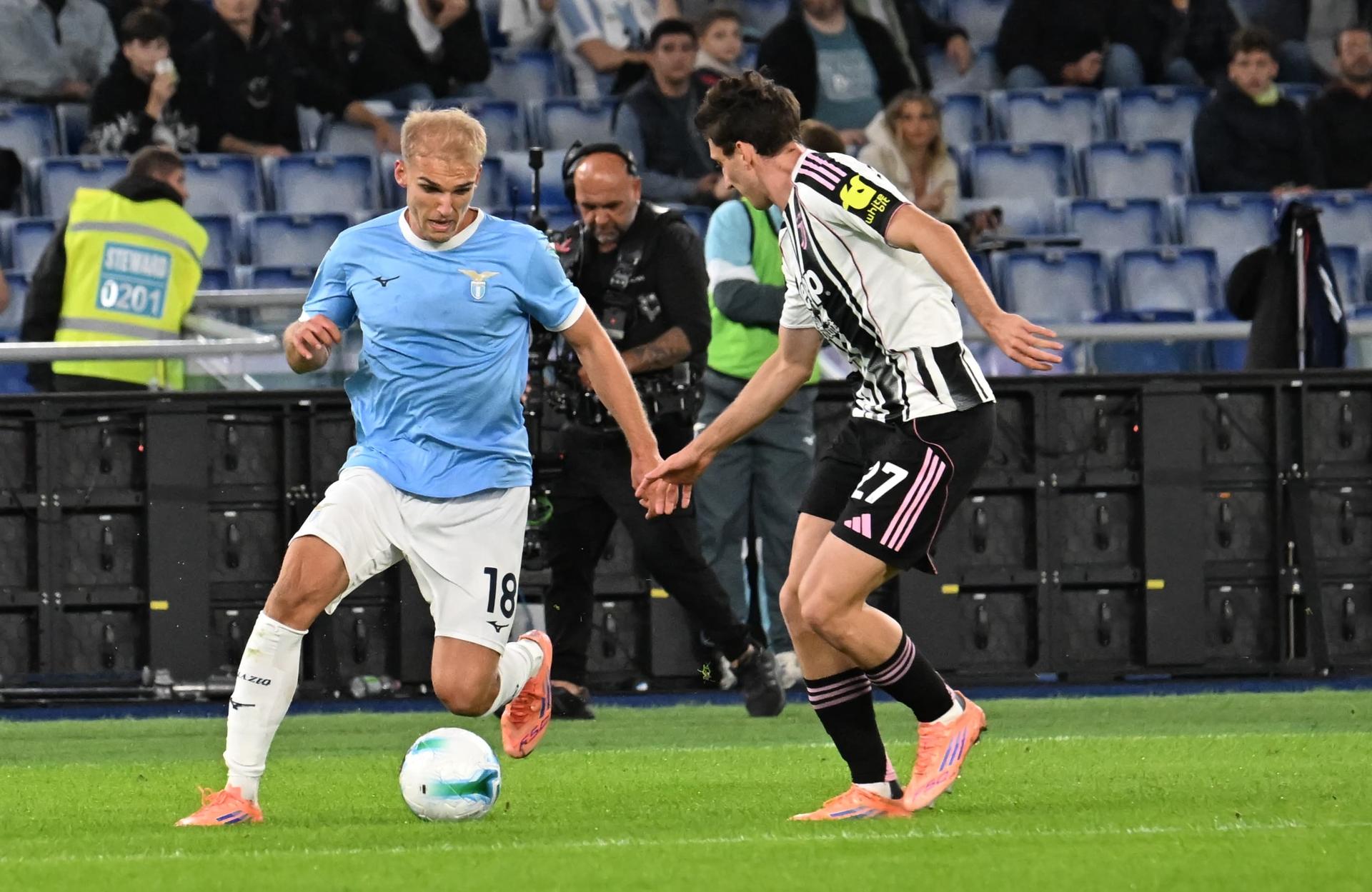 Lazio, Isaksen ora non fermarti. Poi il futuro: a fine stagione rinnovo o cessione