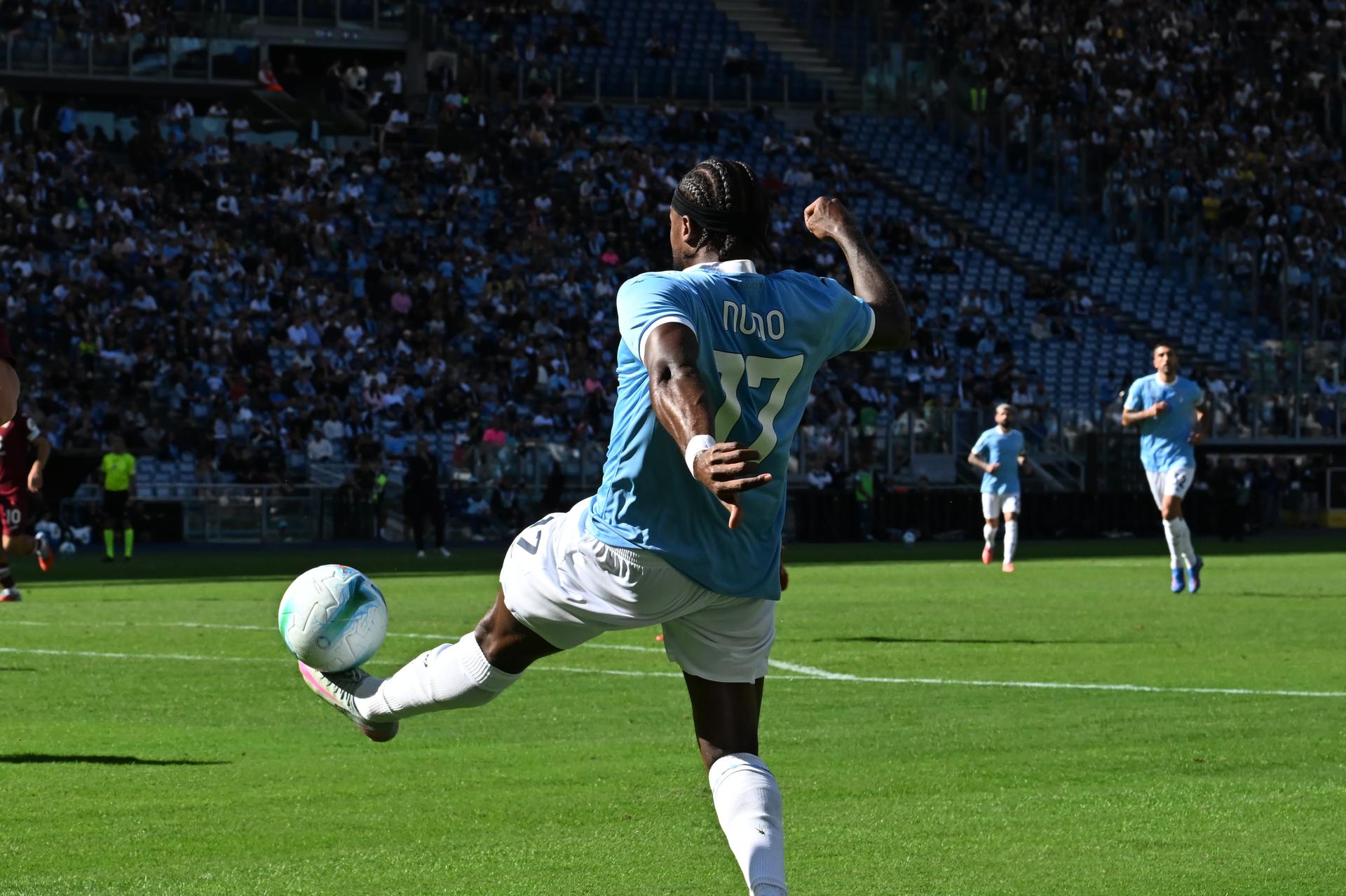 Lazio,  il circolo vizioso del ridimensionamento: Tavares-Gila-Mandas, in flessione il valore dei cartellini