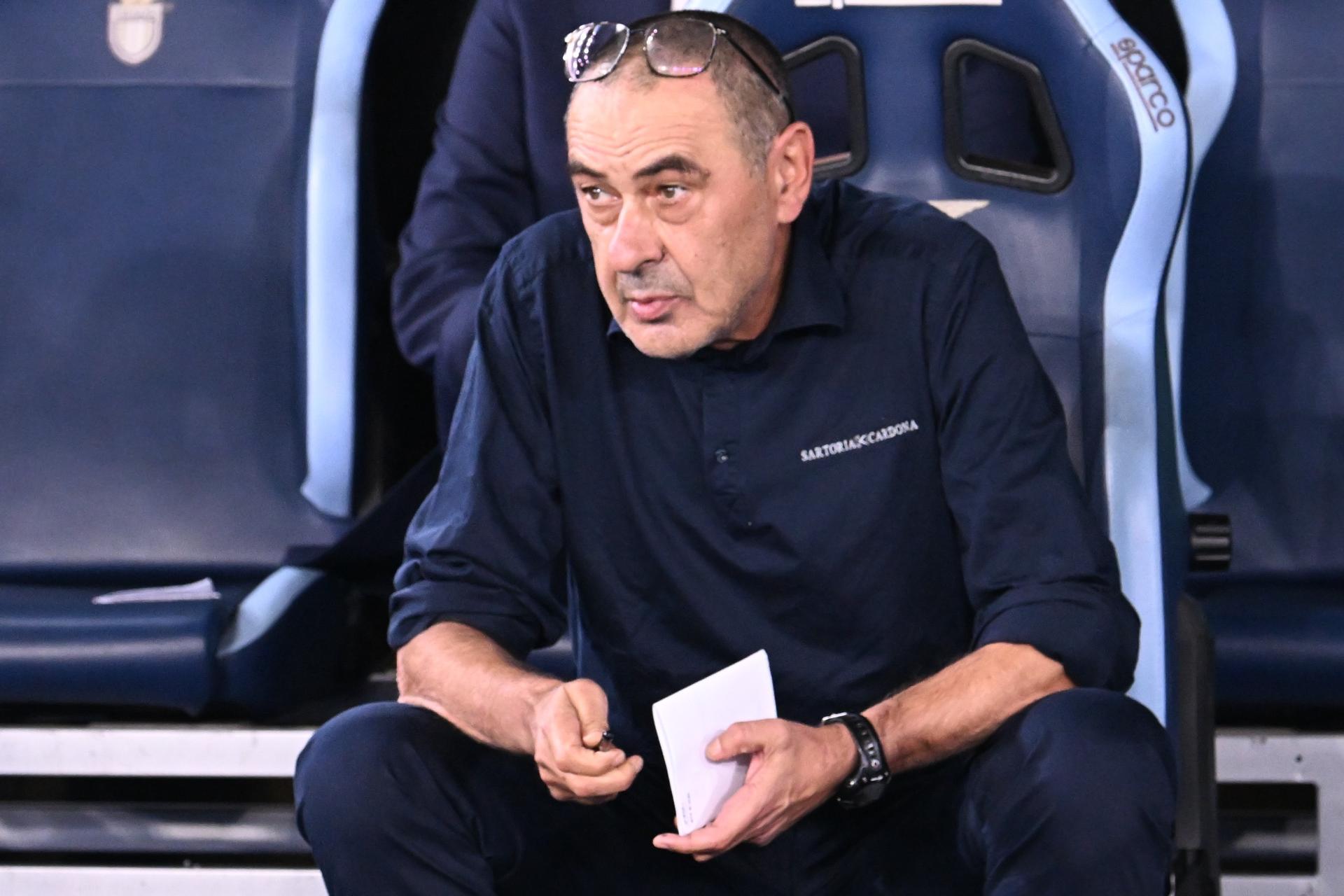 Lazio, Sarri in conferenza: “Situazione chiara, chi si aspetta di più da questa squadra ha sbagliato stagione. Sul mercato…” (AUDIO)