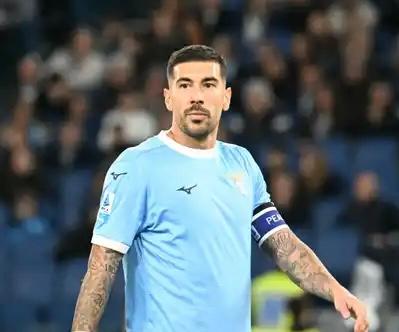 Lazio, San Siro interrompe la striscia positiva: troppa Inter, Lautaro e Bonny condannano i biancocelesti