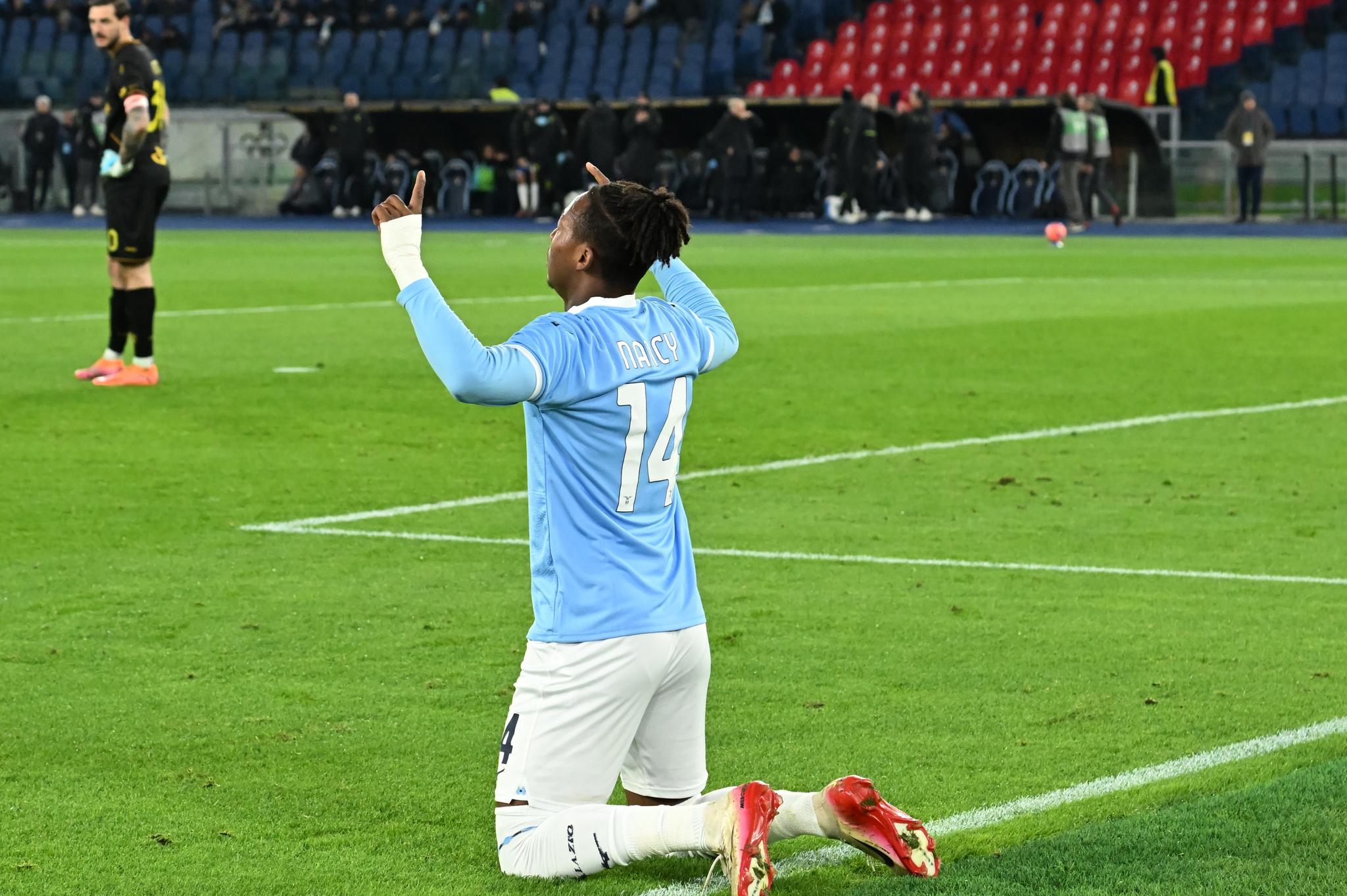 Lazio, Noslin recupera: è testa a testa con Pedro