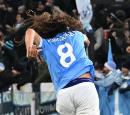 Attesa Guendouzi, il Sunderland prepara l’offerta: la Lazio valuta e Sarri…