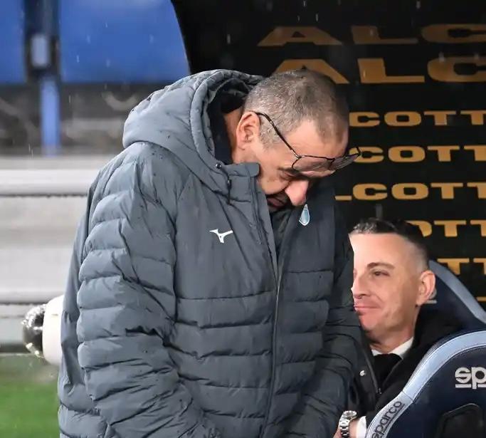 ‘QUELLI CHE…’ – Cardone: “Lazio, Sarri assecondato solo su due cose. In estate non si dimetterà, a meno che…” (AUDIO)