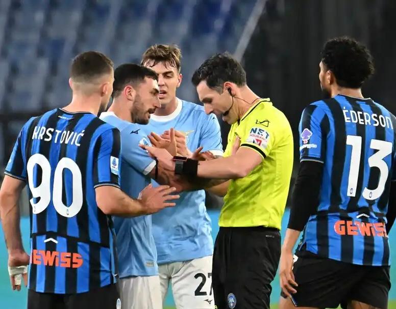 Lazio, la meno fallosa e la più punita con i cartellini: i numeri parlano chiaro