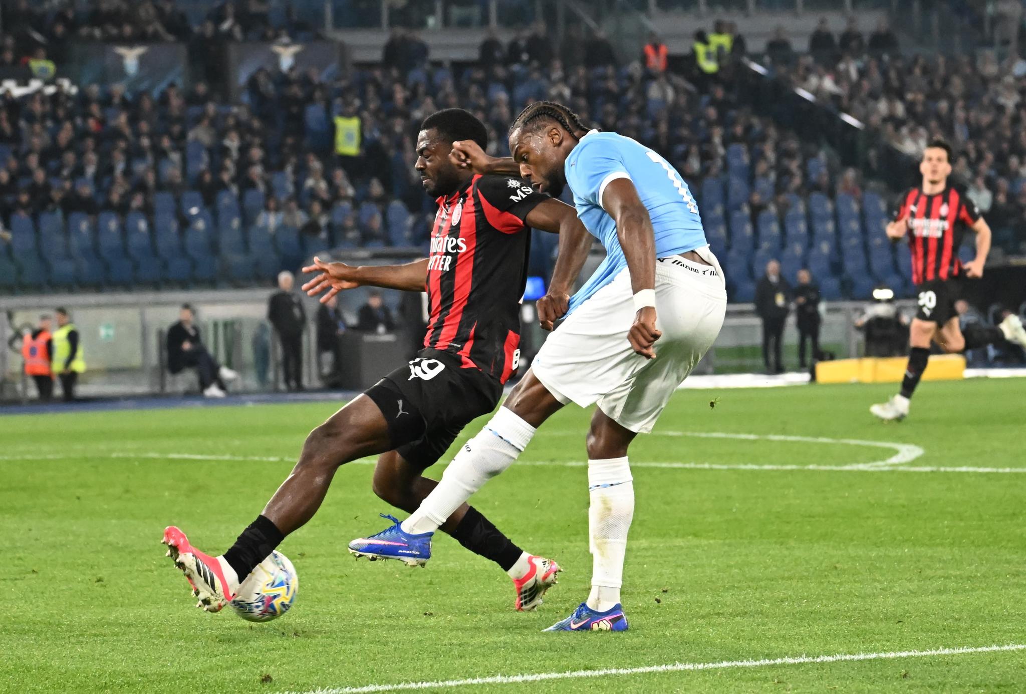 Lazio, Sarri reinventa di continuo la squadra: le risposte migliori da Dele e Tavares