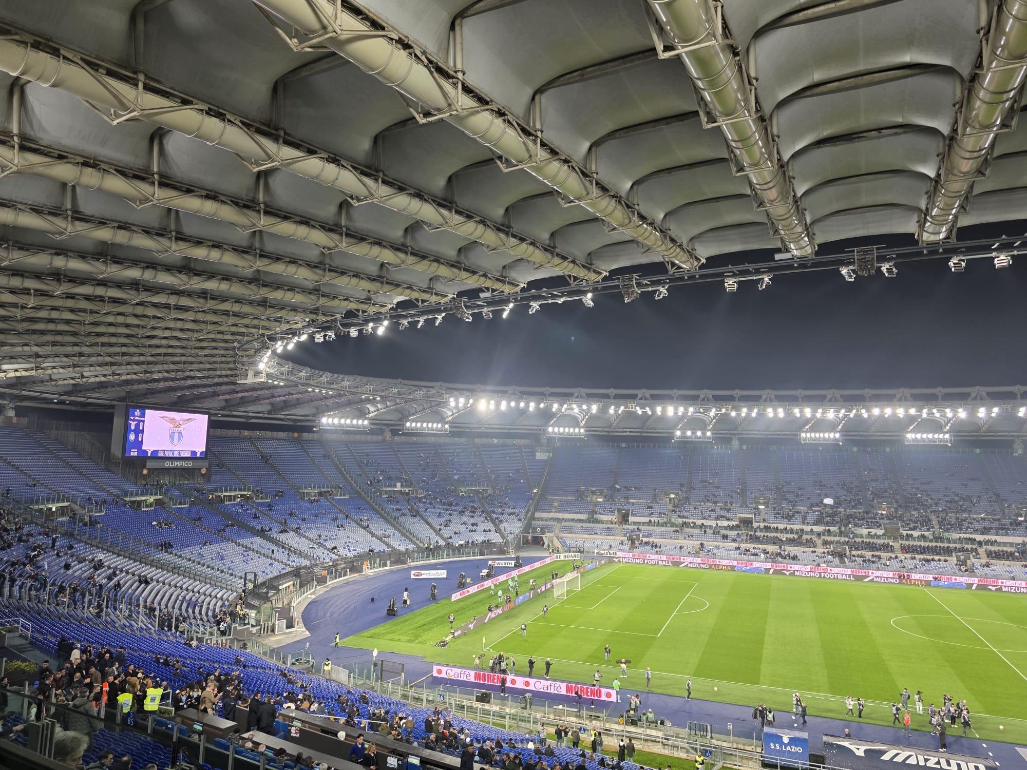 Lazio, Zazzaroni: “Lotito si ama ma non piace più. C’è una storia da salvare ed un contegno da tenere”