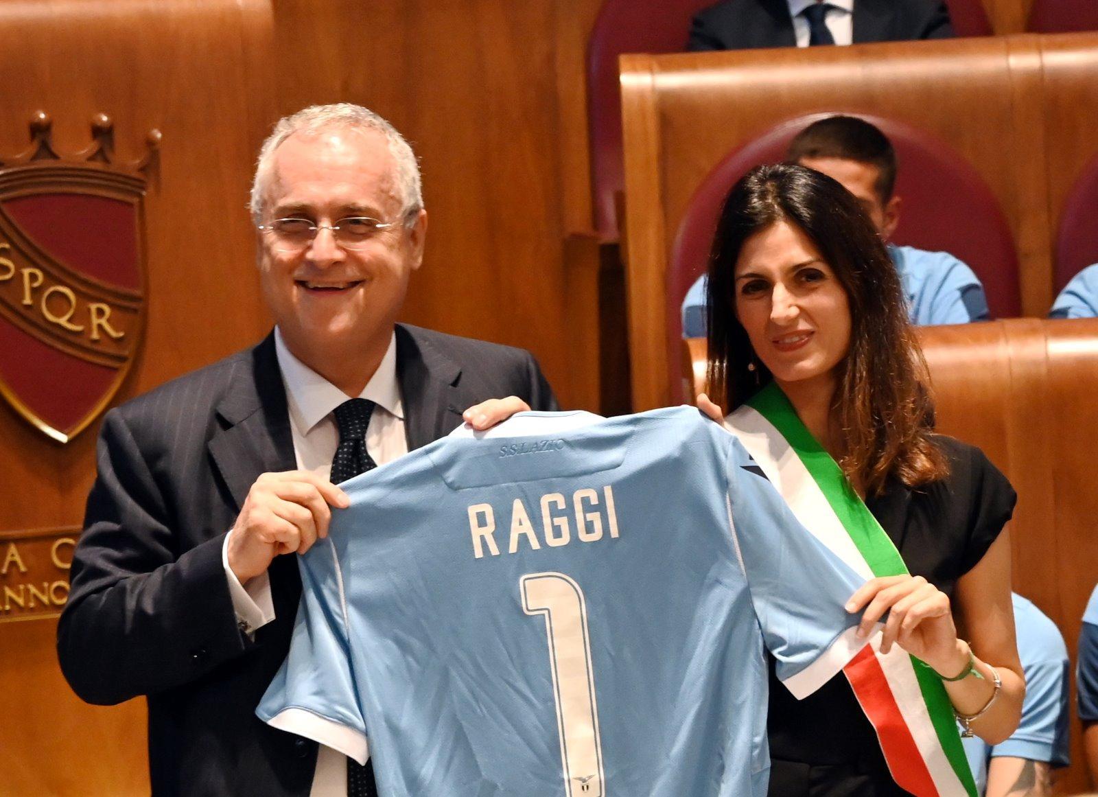 Supercoppa Lazio, Raggi: “Il trofeo torna a Roma”. Malagò: “Applausi a Lotito ed Inzaghi”