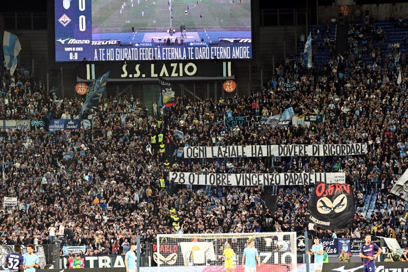 Lazio, più abbonati ma meno tifosi allo stadio: il caro prezzi incide