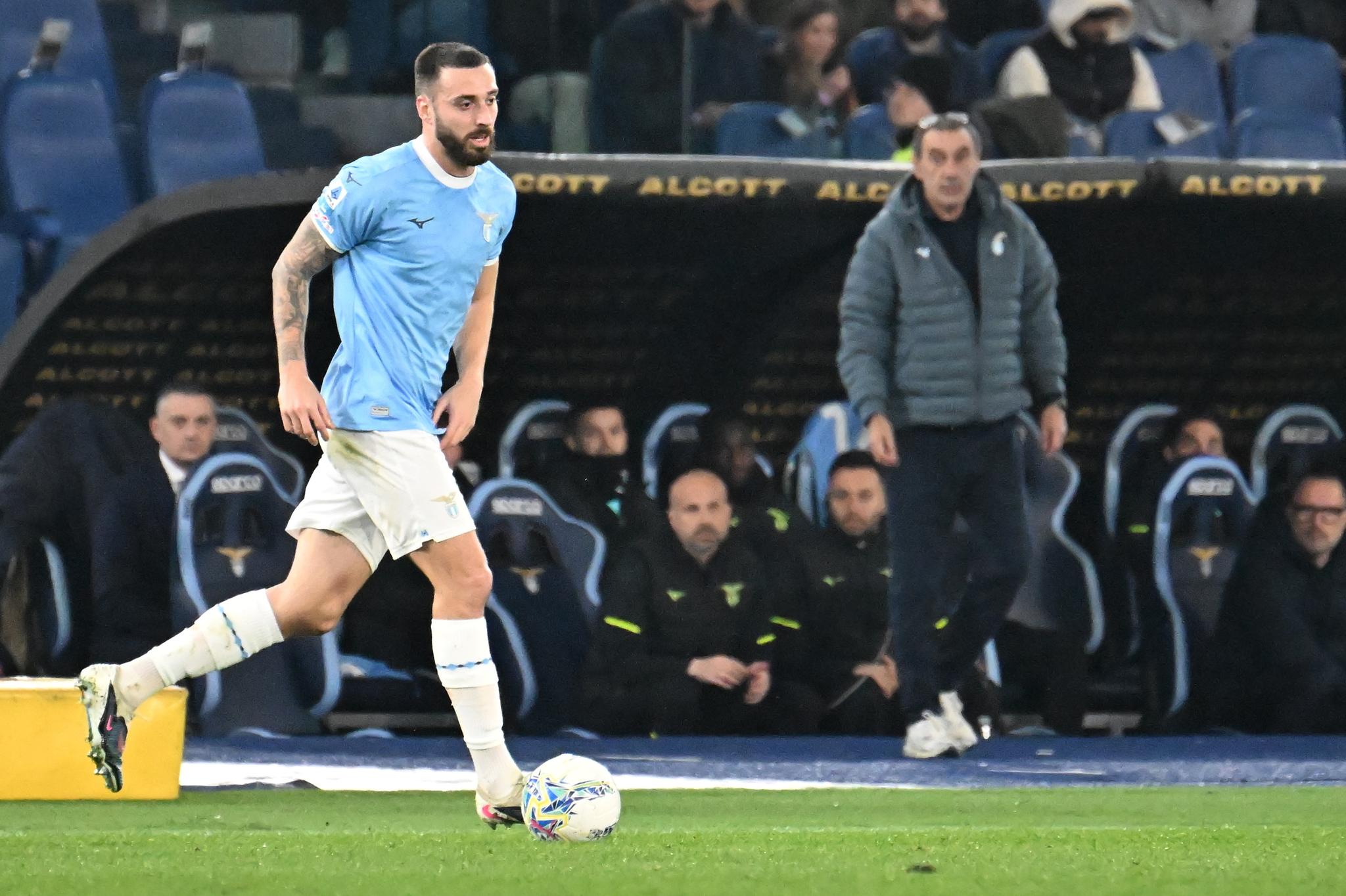 Lazio, Gila si prepara all’asta: non solo milanesi ed Atletico, si muove la Premier