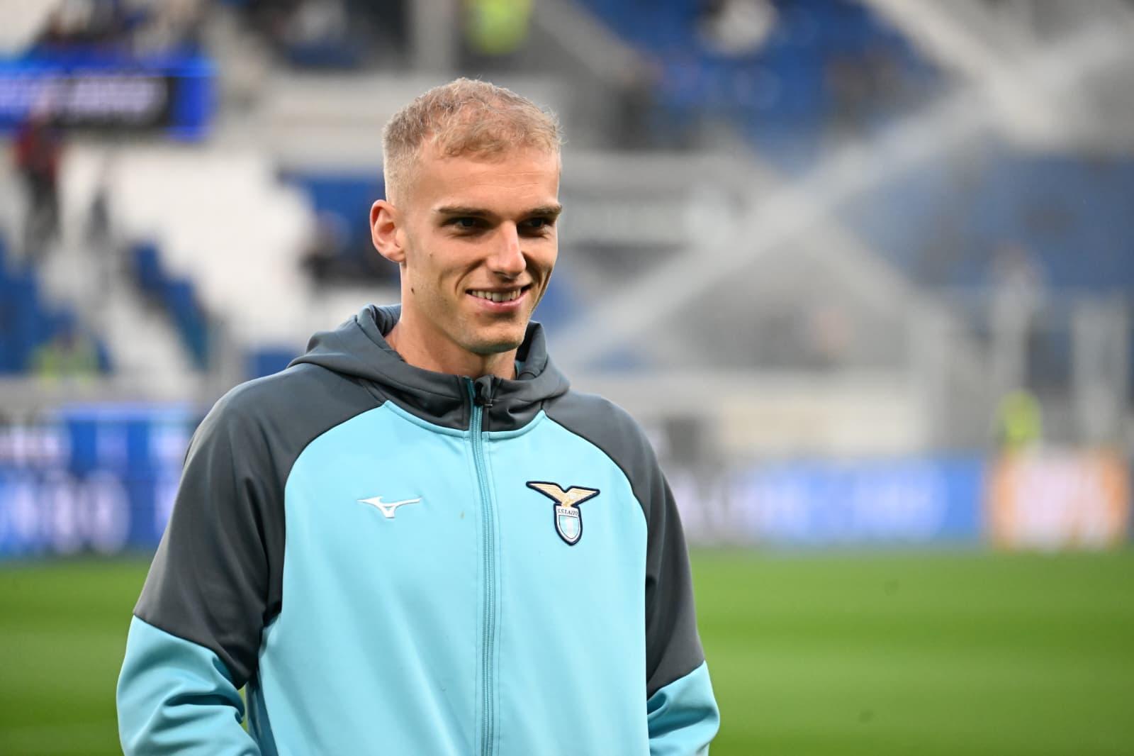 Lazio, Isaksen operato di ernia bilaterale: il comunicato del club ed i tempi di recupero